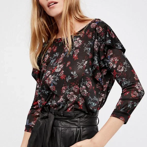 FREE PEOPLE BLACK FLORAL PRINT RUFFLE ACCENTS DOCK STREET TOP - Picture 1 of 3